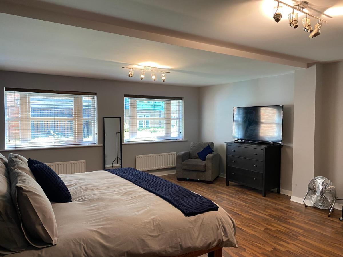 Riverside Townhouse, Only 20 Minutes From Brighton And Worthing Shoreham-by-Sea Exterior photo